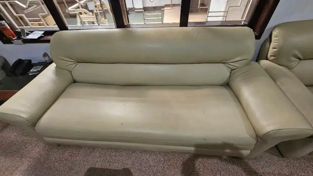 Sofa 3 in 1 dengan kulit oscar