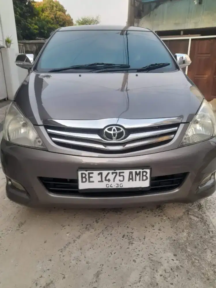 Kijang Innova G Bensin