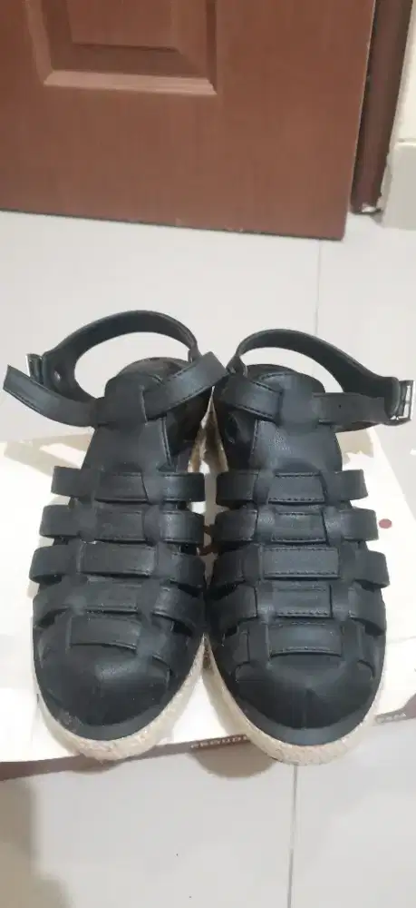 Jual Sepatu Adorable Project