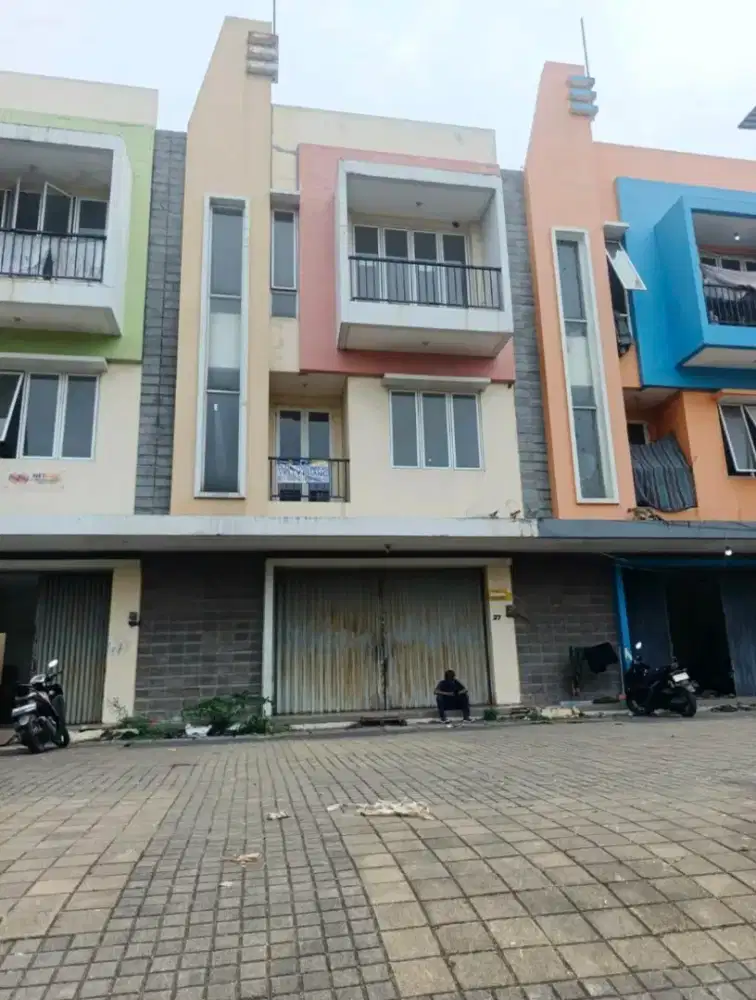Ruko 3 Lantai di Komplek Ruko Heliconia, Kota Harapan Indah Bekasi