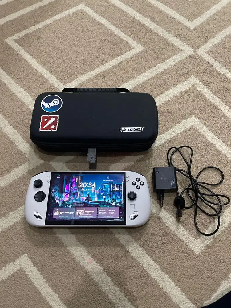 dijual LEGION GO S Z2 16GB 512GB 8  jarang dipake mulus 99%