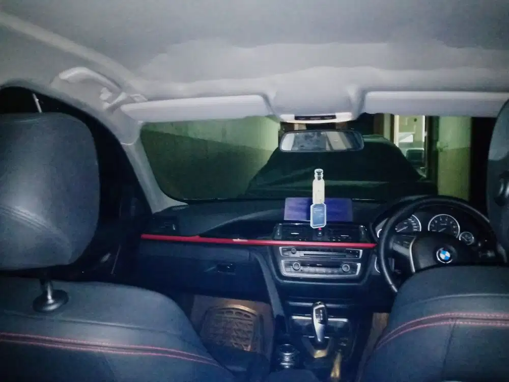 BMW 320i 2014 Bensin