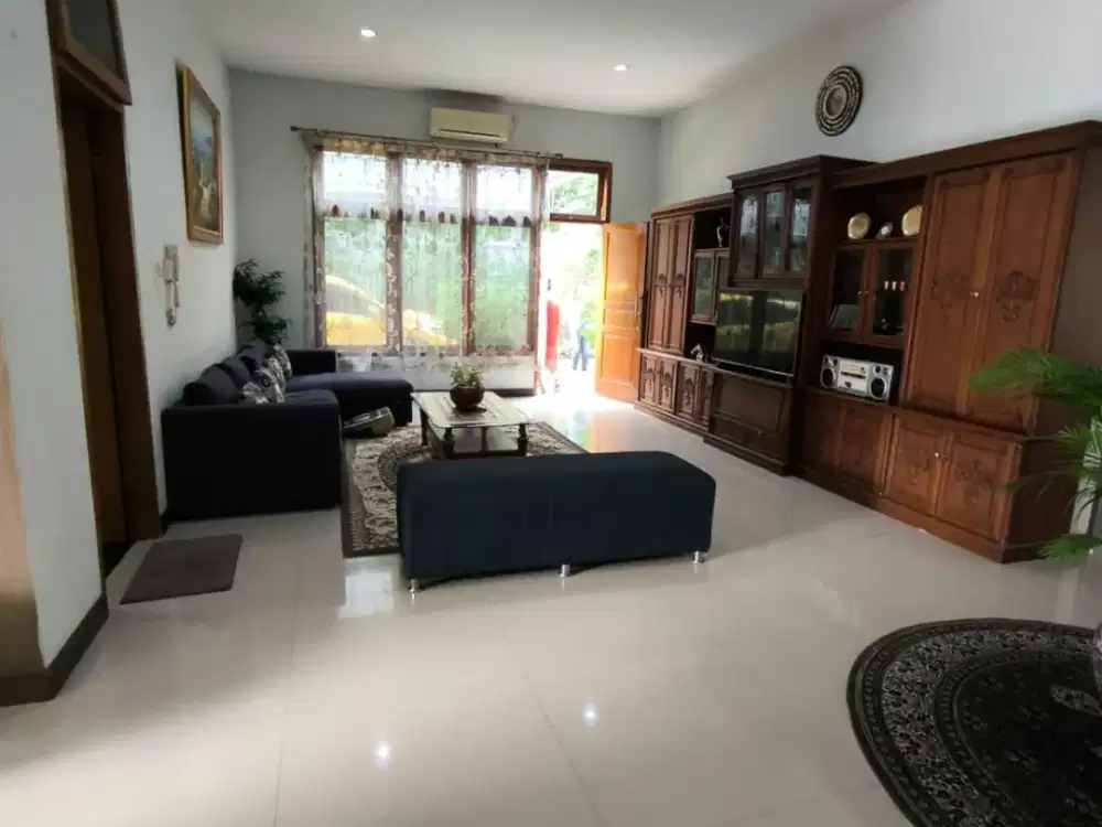 Rumah bagus di Warung Buncit 500m 2 lantai, harga di bawah NJOP