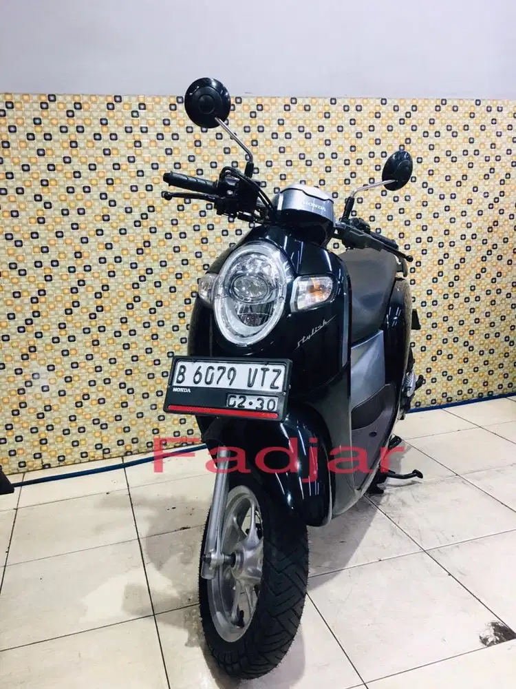 honda scoopy dp 500 Rb