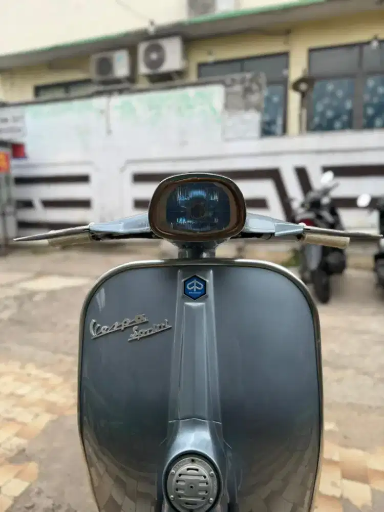 Vespa sprint latin 1968