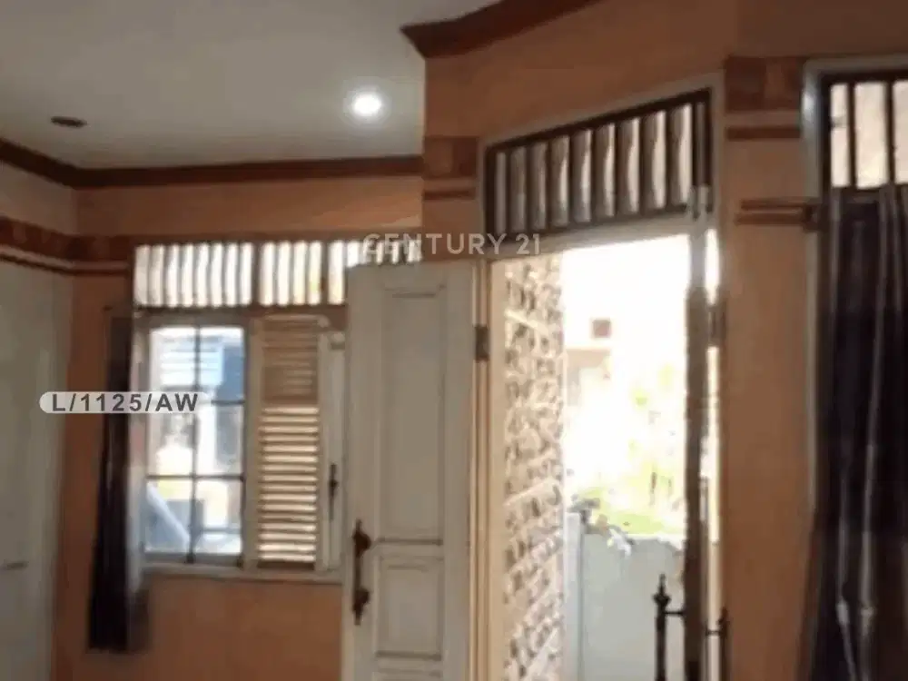 Rumah Dengan Lingkungan Nyaman Strategis Di Pondok Gede Bekasi