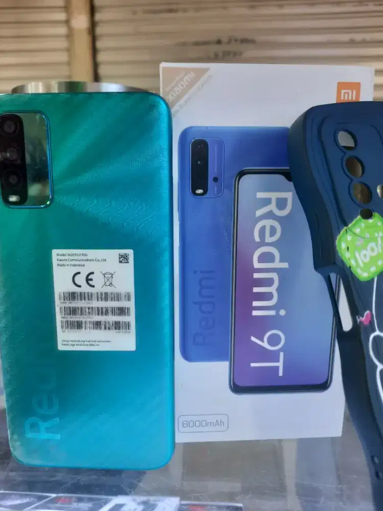 JUAL REDMI 9T RAM 6+2/128GB KOMPLIT MULUS ORI SEMUANYA.KONDISI OKE BGT