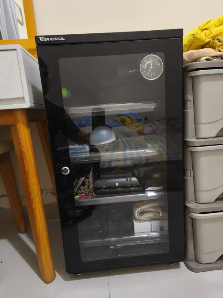 Dijual Dry Kabinet Lemari Kamera