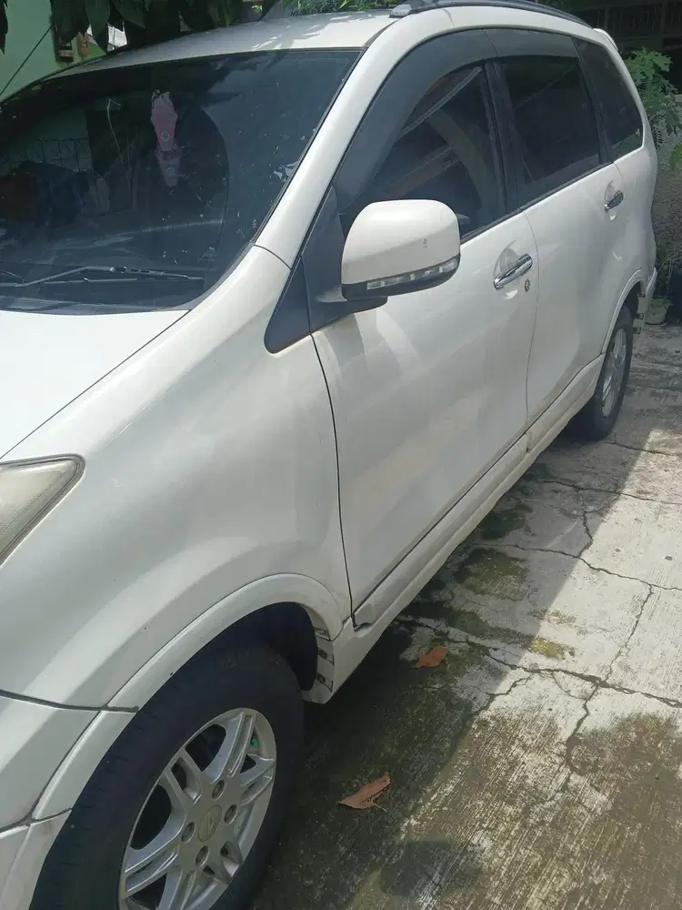 Daihatsu Xenia 2013 Bensin