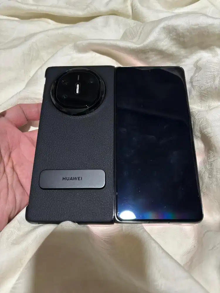 Huawei Mate X6 Black