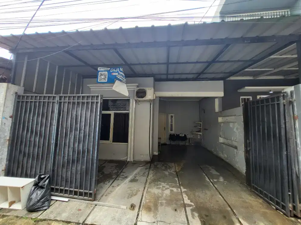 DISEWAKAN DIJUAL RUMAH 2 LANTAI DI CIPAYUNG JAKTIM