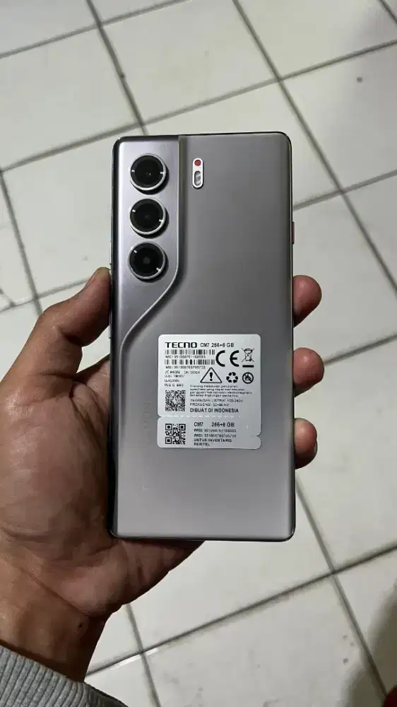 Tecno camon 40 pro 5G 8/256