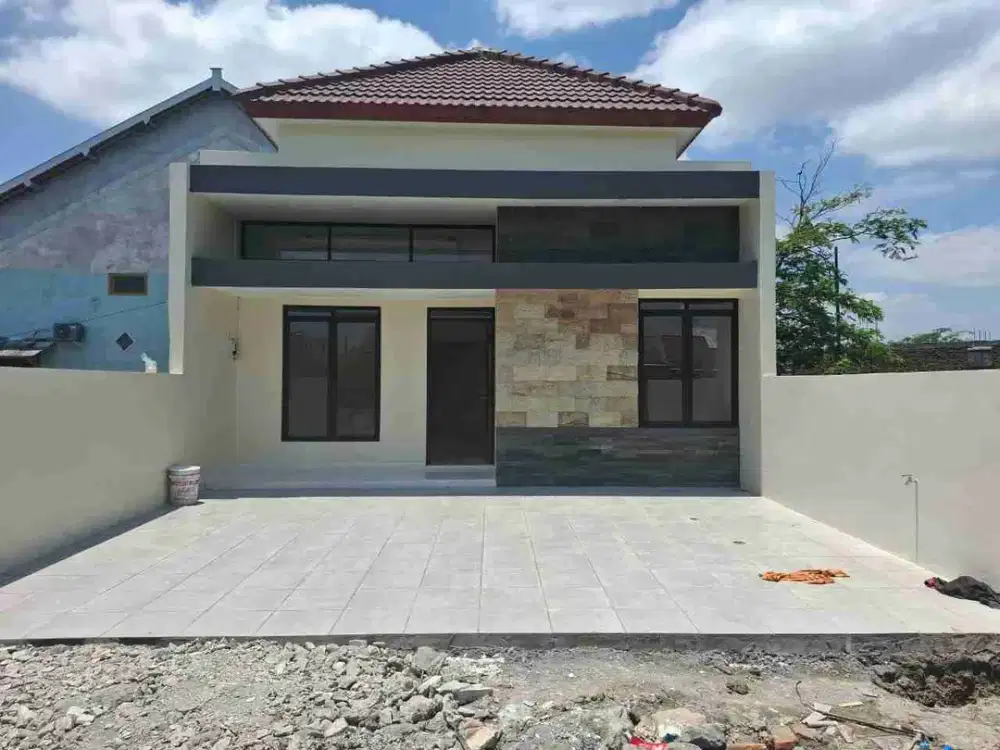 Rumah Baru dekat Solo Baru
