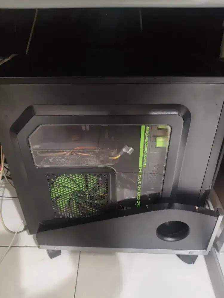 JUAL CEPAT!! PC BEKAS (GOOD CONDITION) NEGO TIPIS!!