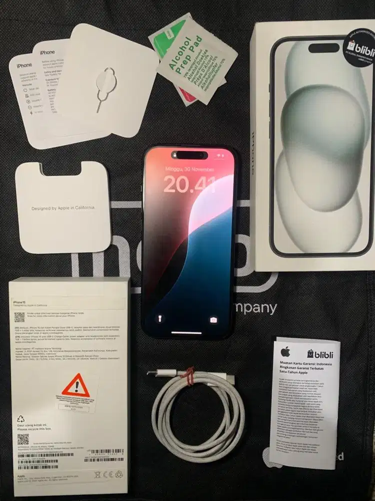 iphone 15 128gb black resmi blibli