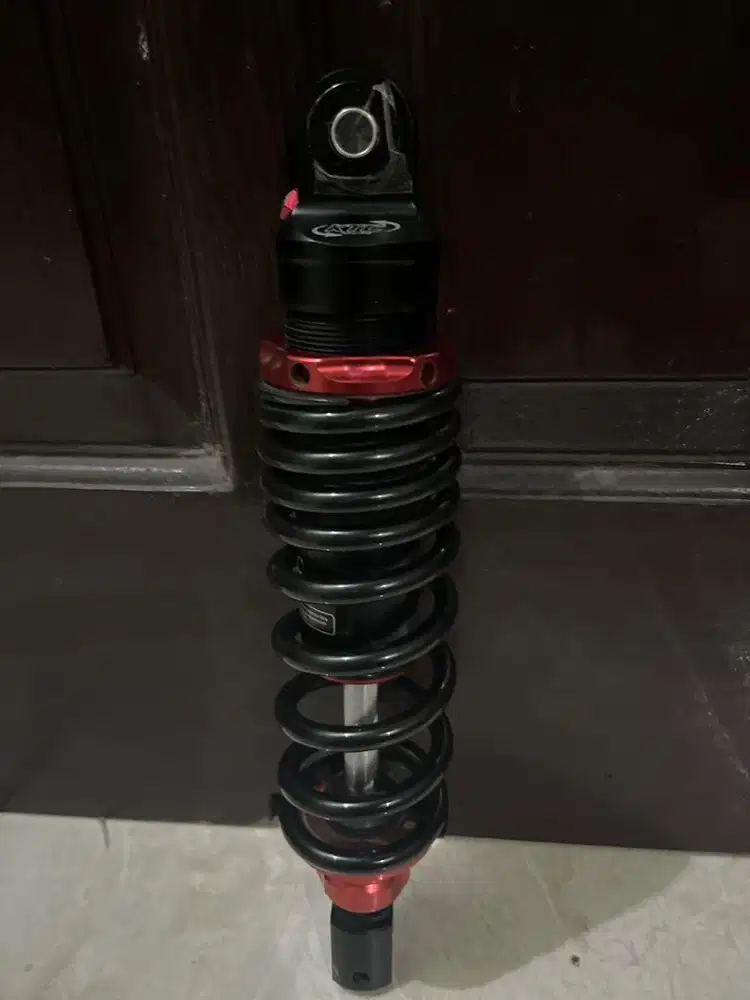 Shockbrecker merk KTC motor Vario/Beat/mtr matic pke 1 sockbracker