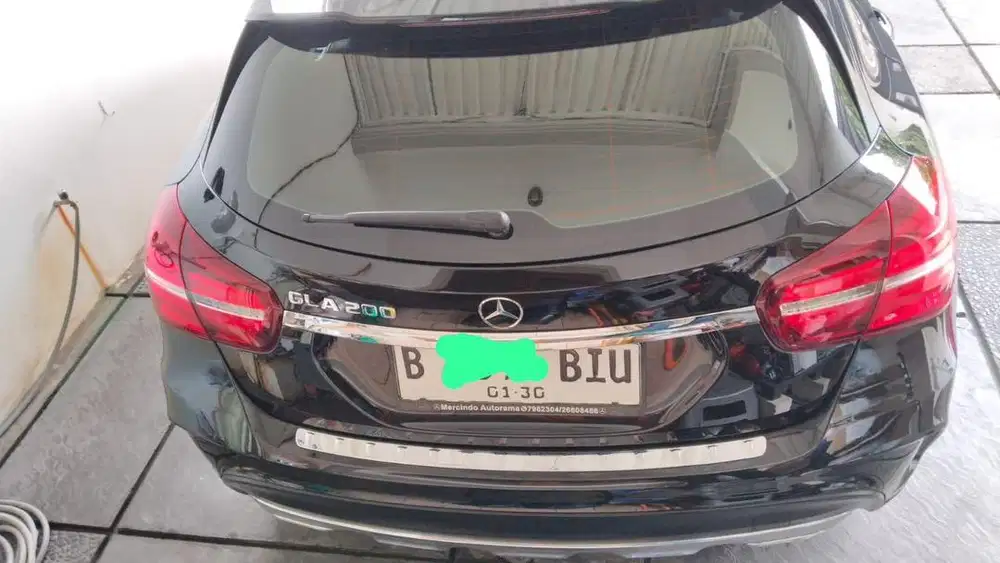 Mercedes benz GLA 200 for sale tahun 2019 tangan pertama