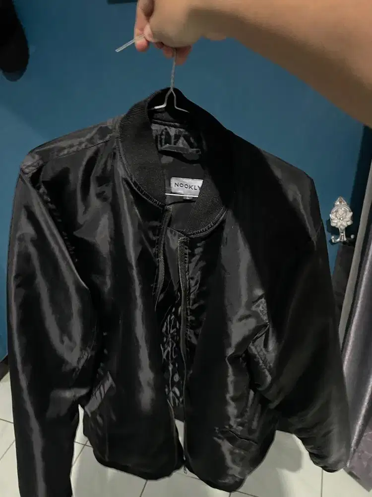 jaket bomber parasut nookly