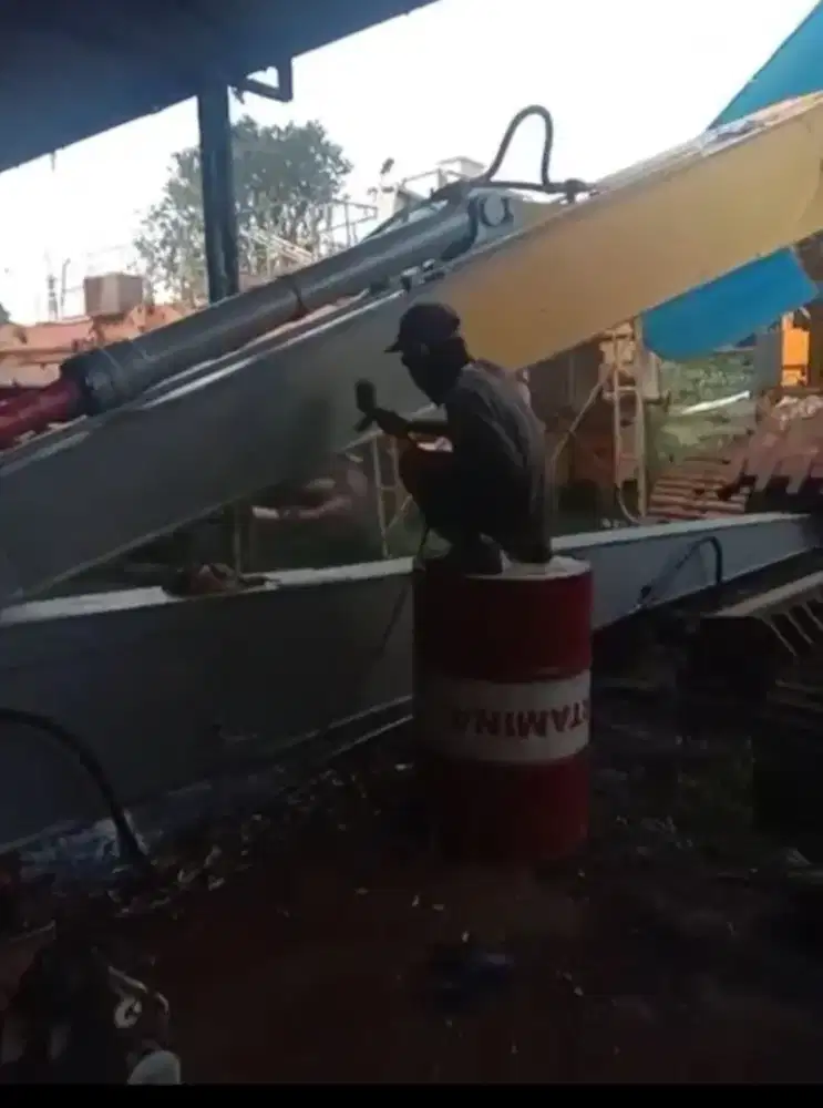 Overhaul Mesin Alat Berat: