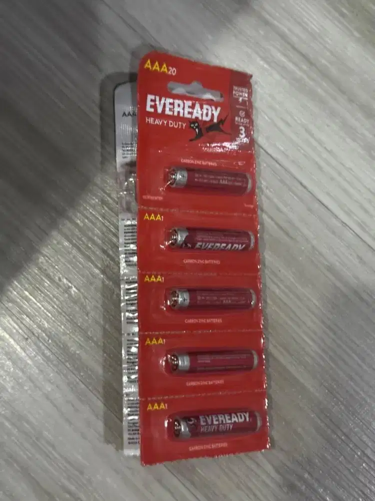 Baterai eveready AAA BARU