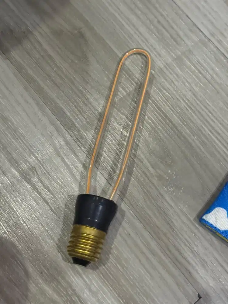 Lampu filamen panjang bolong 4watt