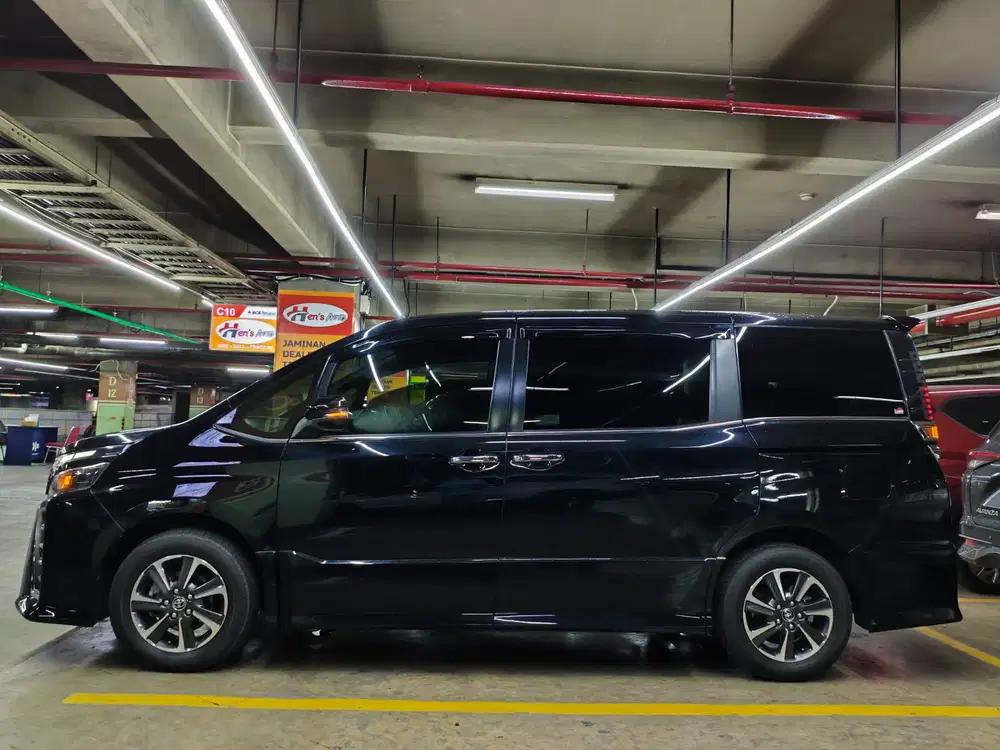 Toyota Voxy 2018 Bensin