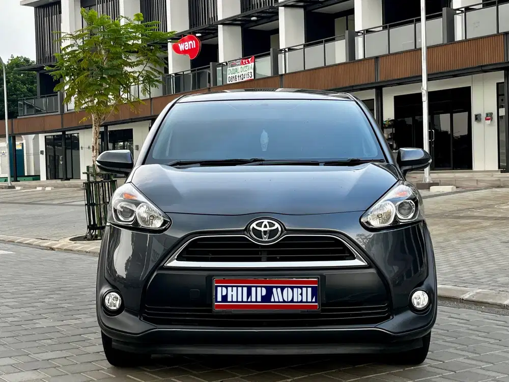 Toyota Sienta 1.5 V AT 2018 – Power Sliding Door, Km Asli, Istimewa