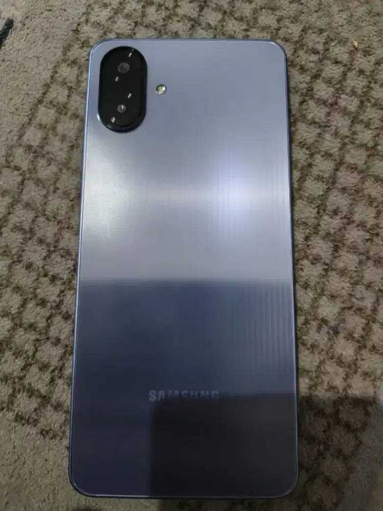 Samsung a07 4/128 like new komplit