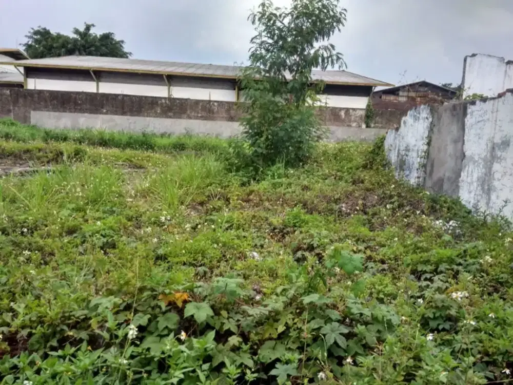 Tanah cocok jadi lap. Padel , pol taxi  , Gudang