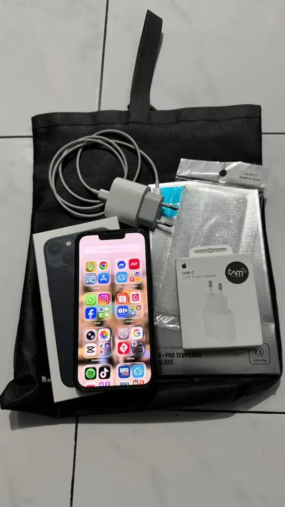 Iphone 13 Ibox Resmi Masih Garansi Tinggal Pakai BH 100