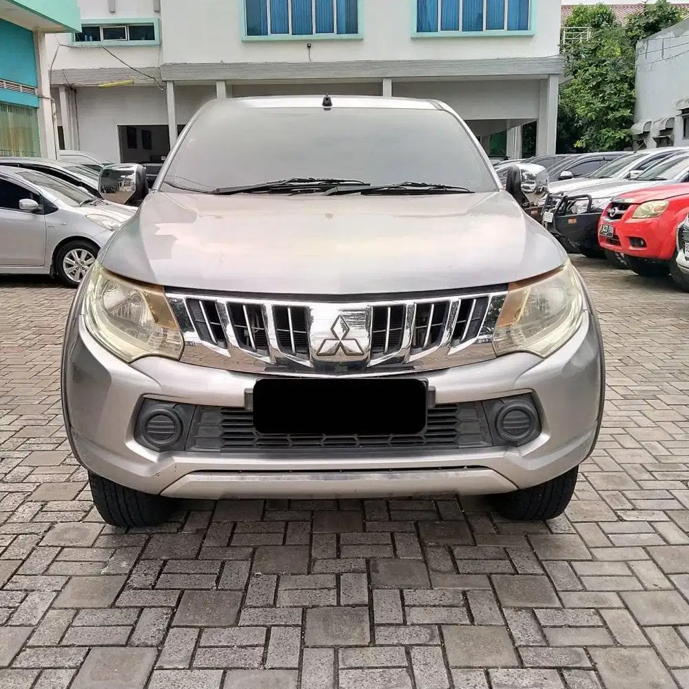 MITSUBISHI TRITON DC GLS 2.5 4X4 MT 2016