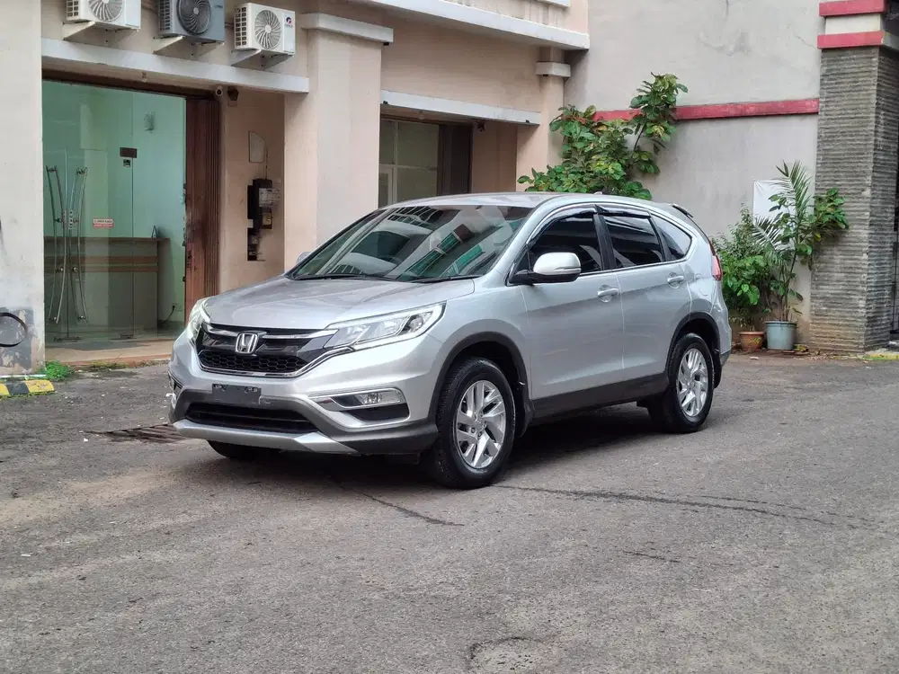 Honda CRV 2.0cc facelif matic thn 2015 suer istimewa