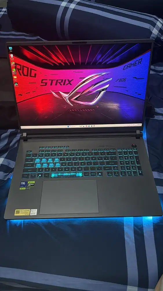 LAPTOP ASUS ROG STRIX G18