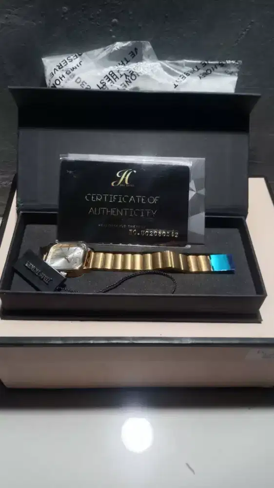 Jam tangan wanita jimshoney