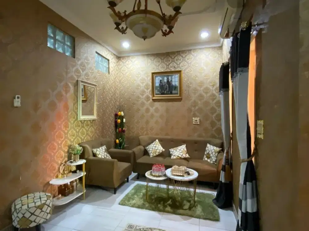 Di jual rumah cantik di Pangeran Jayakarta, Jakarta Pusat. Akses mobil.