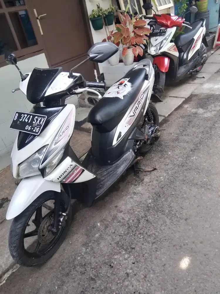 Dijual Honda Vario tahun 2009 . Kondisi motor normal ..mesin kering