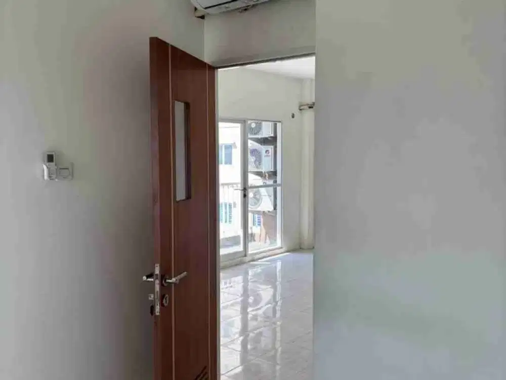 Disewakan Ternurah ‼️ Apartemen Puncak Dharmahusada 3BR Kosongan + 3AC