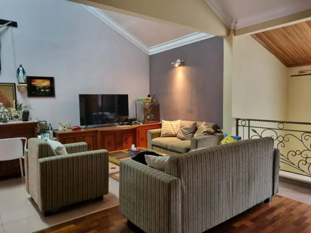 TURUN HARGA Dijual Rumah BSD Giri LOka 1 FULL FURNISHED SIAP HUNI