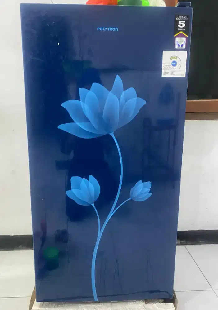 Kulkas polytron like new