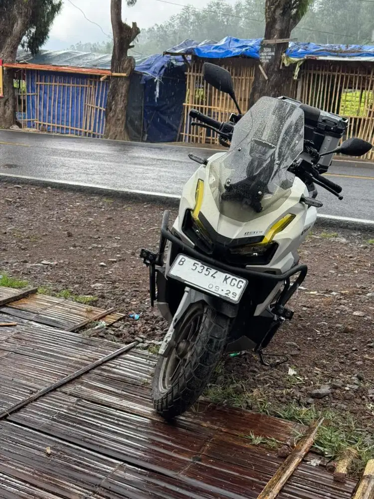 Honda ADV 160 ABS 2024 putih