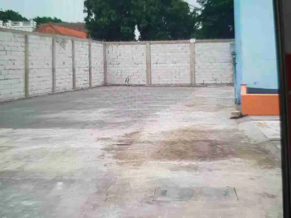 Disewakan Tanah full tembok keliling sebrang CSB Mall