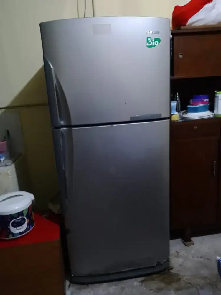 Kulkas samsung 2 pintu
