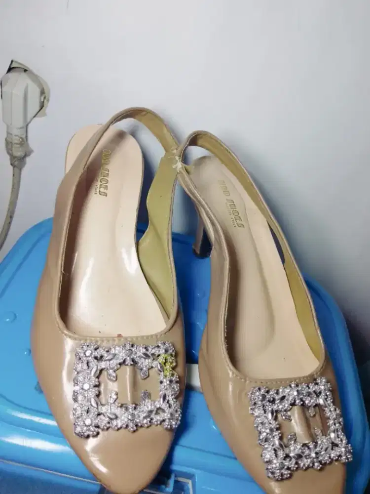 HEELS COKLAT HSC-2025