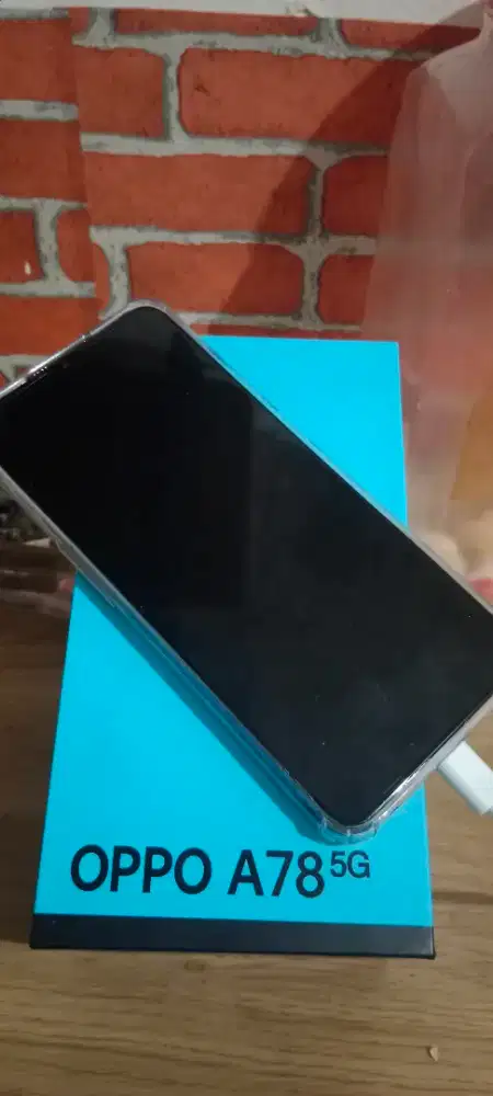Oppo A78 5g  8/256gb
