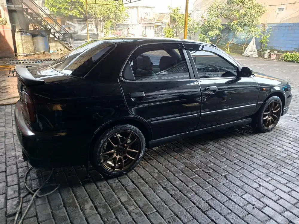 Suzuki Baleno 2002 Bensin