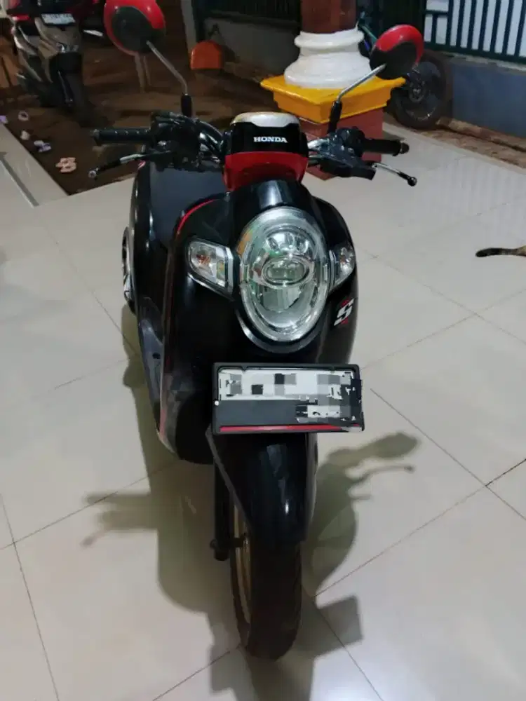 Dijual Cepat! Honda Scoopy 2018 Hitam Mulus – Pajak Panjang 2026!!