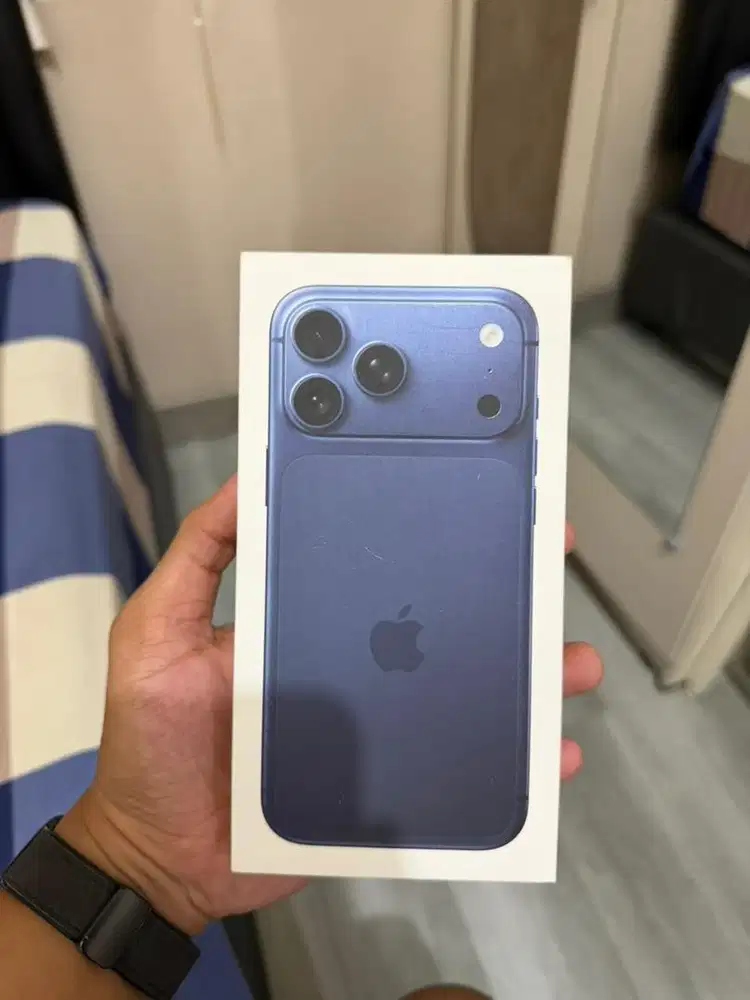 Iphone 17 Promax 256GB - Deep Blue