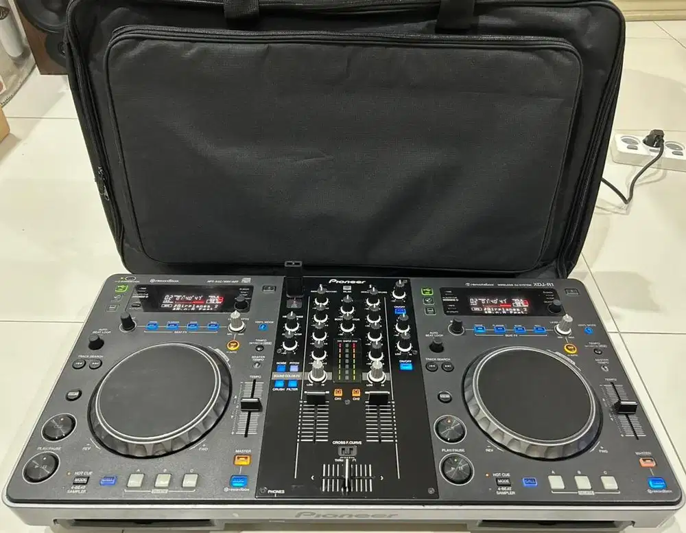 Alat DJ Pioneer XDJ R1 Skin Vinyl +Tas Controller CDJ Numark Mixstream