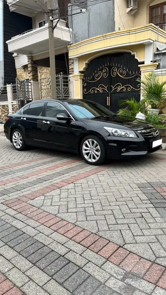 Honda accord 2011 cp2 Full original low km