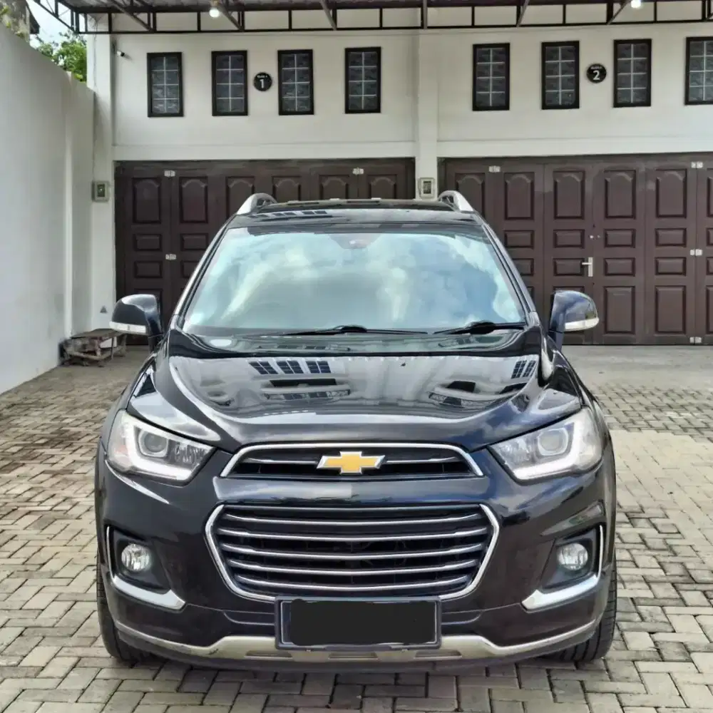 CHEVROLET NEW CAPTIVA DIESEL FL3 TH 2017 BLACK ON BEIGE